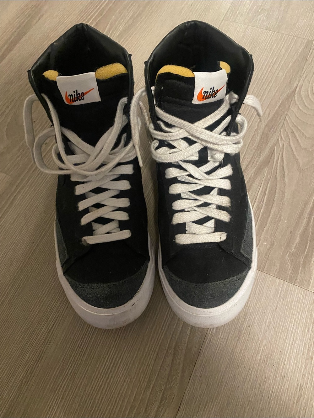 Nike Blazer 77 Mid - Black, white laces - 10.5